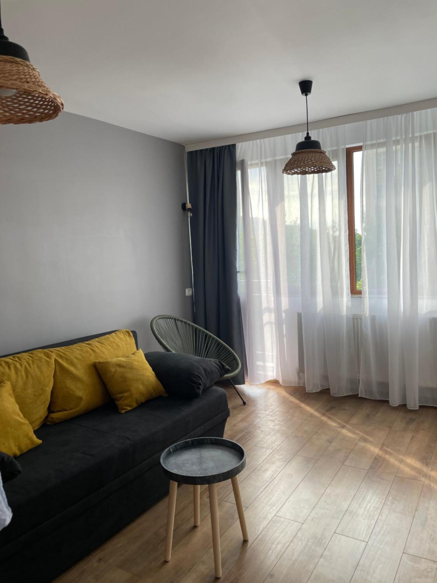 1 Room Apartment- Self Check In 24H Resita Exteriér fotografie